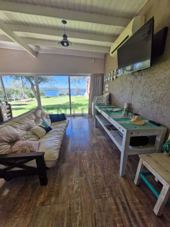 Casa de 3 dormitorios en San Ignacio, foto 1