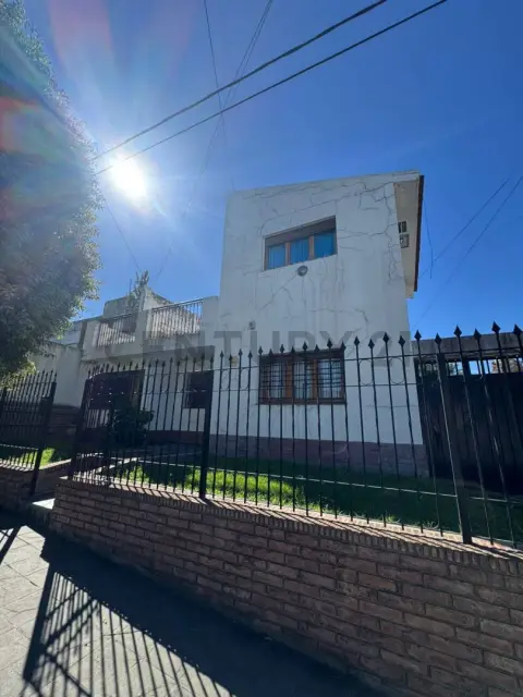 Casa de 3 dormitorios en Córdoba Capital